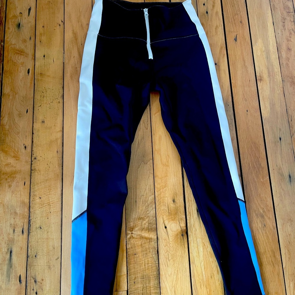 Zip up leggings